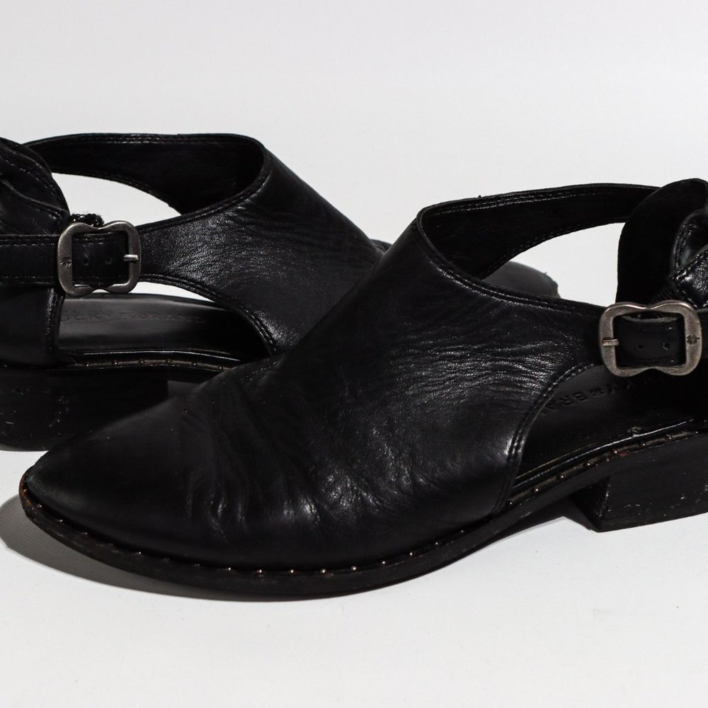 Lucky Brand Pointy Toe Ankle Boot Size 9 Black Leather Cut-Out Studded Flat Heel